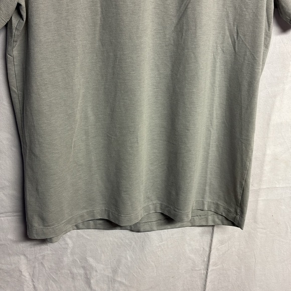 Lululemon Men’s Grey Stripped Evolution Polo Size XL - Picture 6 of 8